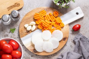 Салат на зиму из помидоров