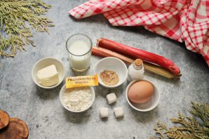 Пряный пирог с ревенем Пряный пирог с ревенем