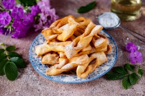 Хворост на молоке