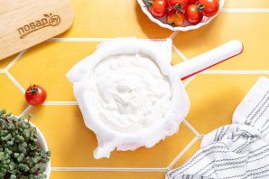 Крем-сыр из миндаля Крем-сыр из миндаля