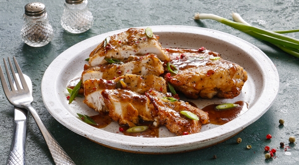 Быстрая куриная грудка в чесночно-медовом соусе, пошаговый рецепт с фото на 419 ккал Быстрая куриная грудка в чесночно-медовом соусе, пошаговый рецепт с фото на 419 ккал