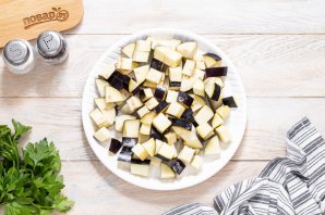 Рагу из баклажанов и кабачков