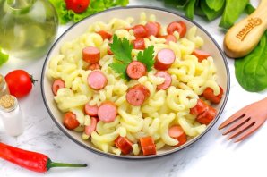 Паста с сосисками Паста с сосисками