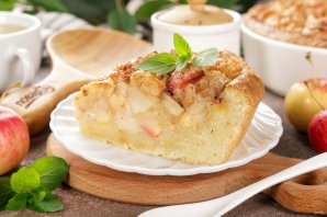 Пирог сметанный с яблоками Пирог сметанный с яблоками