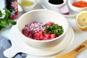 Тартар из тунца Тартар из тунца