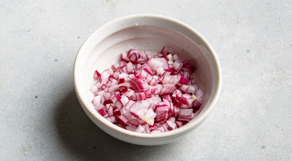 Салат с фасолью, кукурузой и сухариками, пошаговый рецепт с фото на 268 ккал Салат с фасолью, кукурузой и сухариками, пошаговый рецепт с фото на 268 ккал