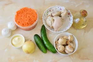 Салат "Восторг" с корейской морковью Салат "Восторг" с корейской морковью