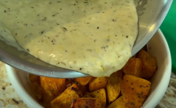 Тыква, которую вы еще не пробовали: секретный соус и сырная корочка, превращающие простой ужин в шедевр Тыква, которую вы еще не пробовали: секретный соус и сырная корочка, превращающие простой ужин в шедевр