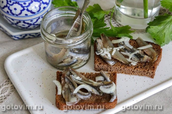 Сухой посол хамсы с ароматным маслом
