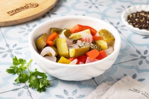 Маринованные огурцы по-индийски Маринованные огурцы по-индийски