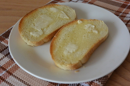 Тосты с красной рыбой и яйцом пашот Тосты с красной рыбой и яйцом пашот