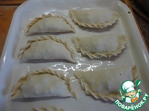 Слоеные пирожки с мясом "Эмпанадас"