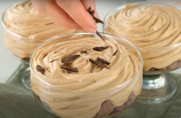 Десерт из кофе за 5 минут. Так вкусно, что готовлю его каждые выходные Десерт из кофе за 5 минут. Так вкусно, что готовлю его каждые выходные