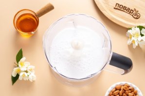 Абрикосовое молоко Абрикосовое молоко