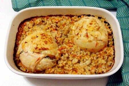 Куриные «бомбочки» под томатно-сметанным соусом 