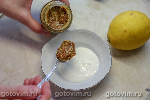 Куриные отбивные с горчицей и сметаной на сковороде Куриные отбивные с горчицей и сметаной на сковороде