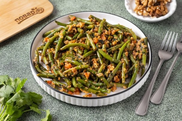 Лобио из зеленых стручков фасоли по-грузински Лобио из зеленых стручков фасоли по-грузински