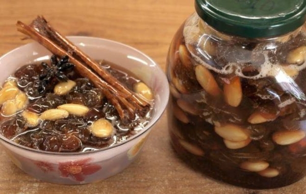 Варенье из винограда с кешью