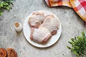 Куриные бедра в мультиварке Куриные бедра в мультиварке