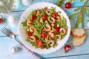 Новогодний салат с креветками Новогодний салат с креветками