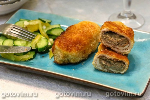 Куриные котлеты «Метропольки» с печеночным паштетом и беконом Куриные котлеты «Метропольки» с печеночным паштетом и беконом