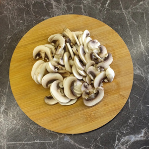 Пирог с курицей и грибами