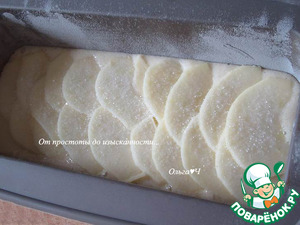 Слоёный манник с яблоками Слоёный манник с яблоками