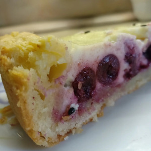 Вишневый пирог в сметанной заливке Вишневый пирог в сметанной заливке