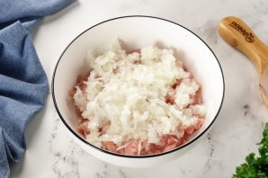 Куриные котлеты с майонезом Куриные котлеты с майонезом