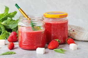 Клубника протертая с сахаром Клубника протертая с сахаром
