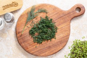 Огурцы с чесноком и укропом