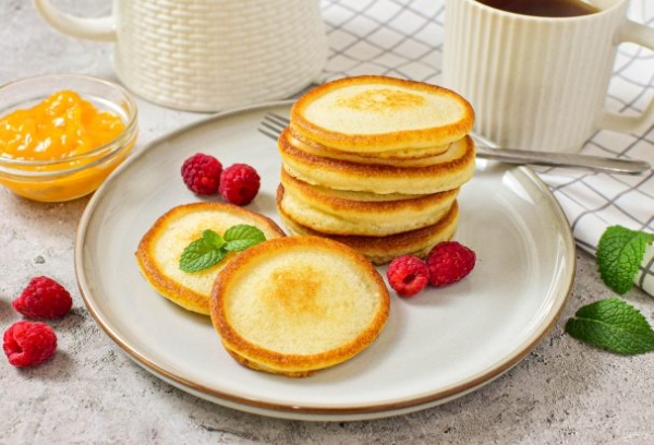 Оладьи без дрожжей на кефире Оладьи без дрожжей на кефире