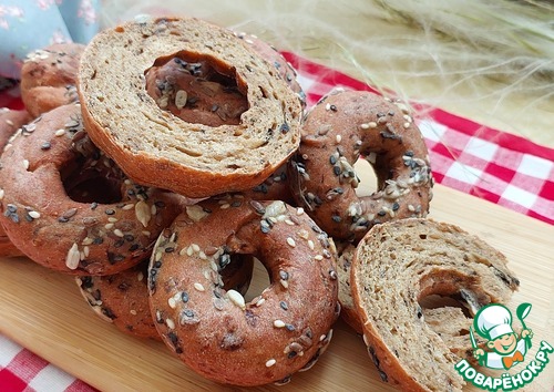 Свекольные бублики с семечками