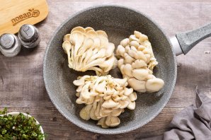 Стейк из вешенок