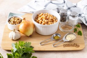 Паштет из нута с грецким орехом Паштет из нута с грецким орехом