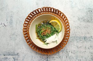 Салат "Чука" с ореховым соусом Салат "Чука" с ореховым соусом