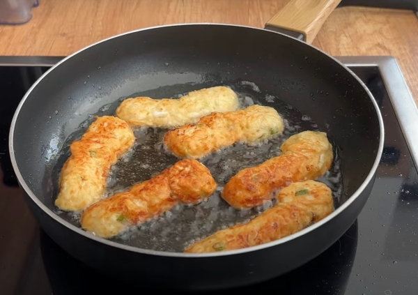 Все смешали и готово. Пирожки “Пятиминутки» — сытное блюдо за 5 минут Все смешали и готово. Пирожки “Пятиминутки» — сытное блюдо за 5 минут