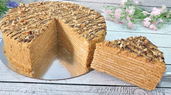 Чешский медовик «Марленка». Нежнейший торт без раскатки коржей