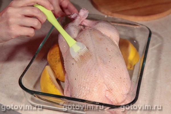 Утка с айвой в духовке Утка с айвой в духовке