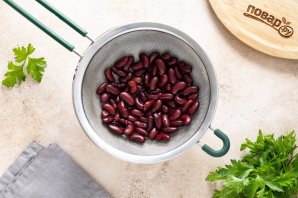 Салат из фасоли с киноа Салат из фасоли с киноа