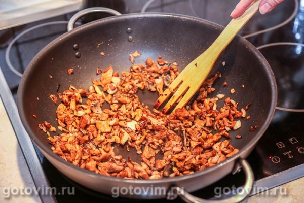 Грибной соус (из лисичек)