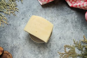 Сырные чипсы по-домашнему Сырные чипсы по-домашнему