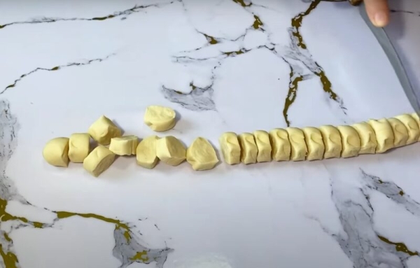 Вареники с картошкой по-казахски. Сытное вкусное блюдо для обеда или ужина Вареники с картошкой по-казахски. Сытное вкусное блюдо для обеда или ужина