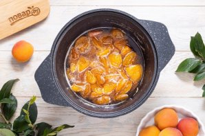 Варенье из абрикосов без стерилизации Варенье из абрикосов без стерилизации