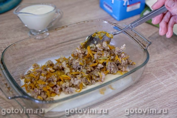 Мясная лазанья с соусом бешамель в микроволновке