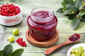 Варенье из крыжовника и красной смородины