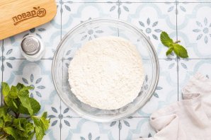 Хворост на воде хрустящий Хворост на воде хрустящий