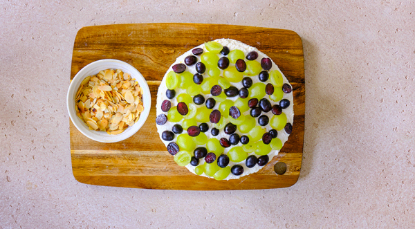 Творожный торт с виноградом, пошаговый рецепт с фото Творожный торт с виноградом, пошаговый рецепт с фото