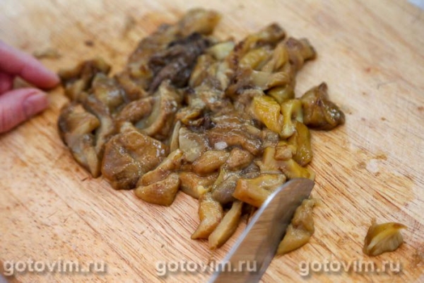 Соус из соленых грибов со сметаной и яйцами Соус из соленых грибов со сметаной и яйцами