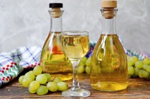 Белое вино полусладкое